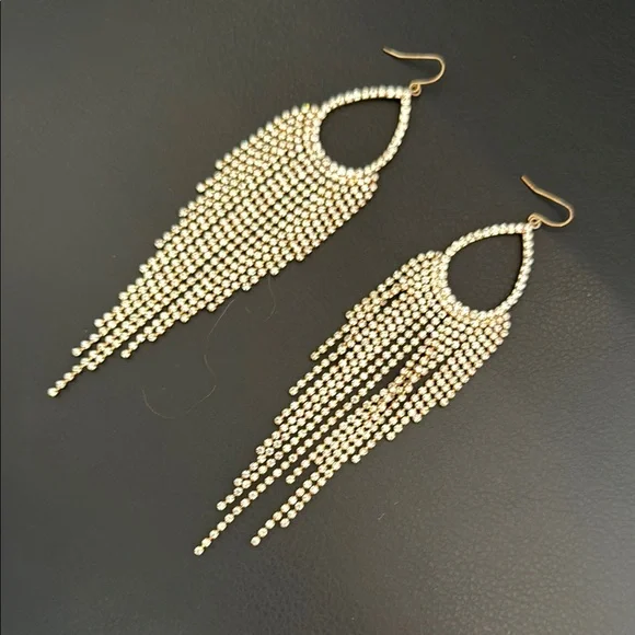 Elegant Gold Beaded Dangle Earrings - Picture 8 of 10